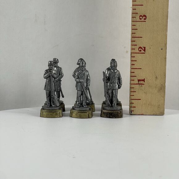 Six Civil War Soldiers Metal Pewter Finished Figures Measures 1-5/8" - Picture 12 of 13